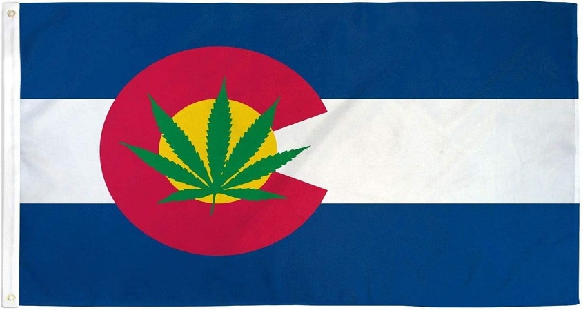 Drapeau de l'Etat de Colorado avec du cannabis + Logo Cannabig Info - Cannabig Info