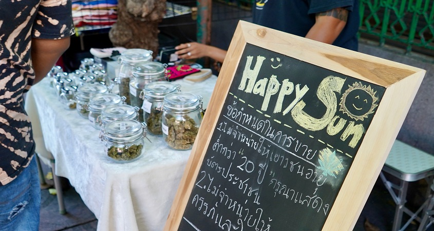 Bangkok, Thaïlande, vente de marijuana - Cannabig Info